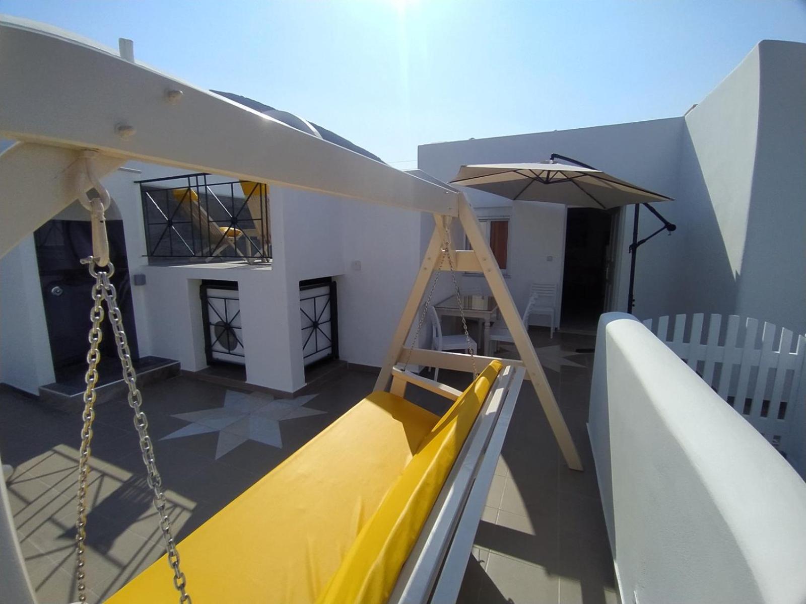 Chariot Apartments Santorini Kamári Exterior foto