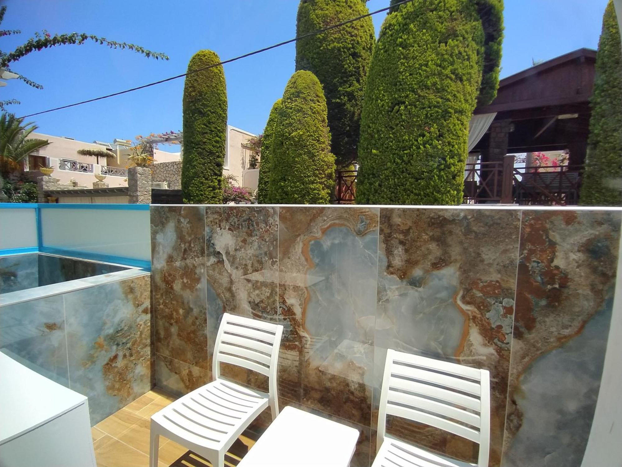 Chariot Apartments Santorini Kamári Exterior foto